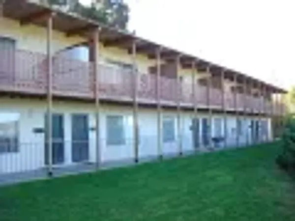 2750 Borchard Rd, Thousand Oaks — 30-unit Multifamily