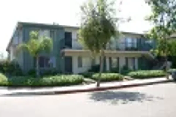 25 Broadmoor Plz, Santa Barbara — 7-unit Multifamily