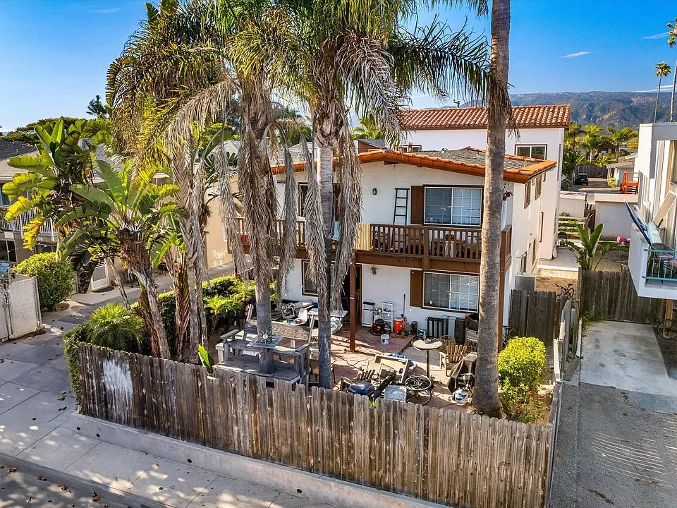 6622 Del Playa Dr, Goleta — 3-unit Multifamily