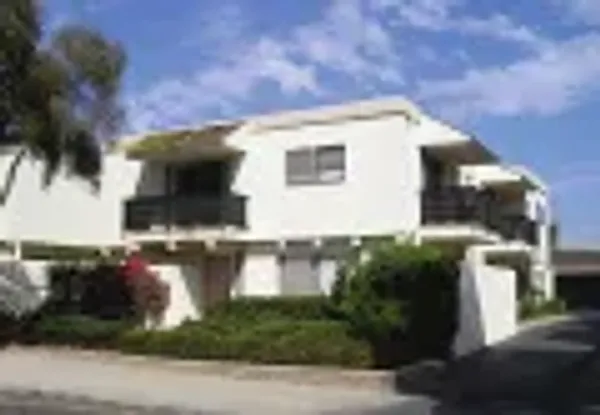 260 Ellwood Beach Dr, Goleta — 4-unit Multifamily