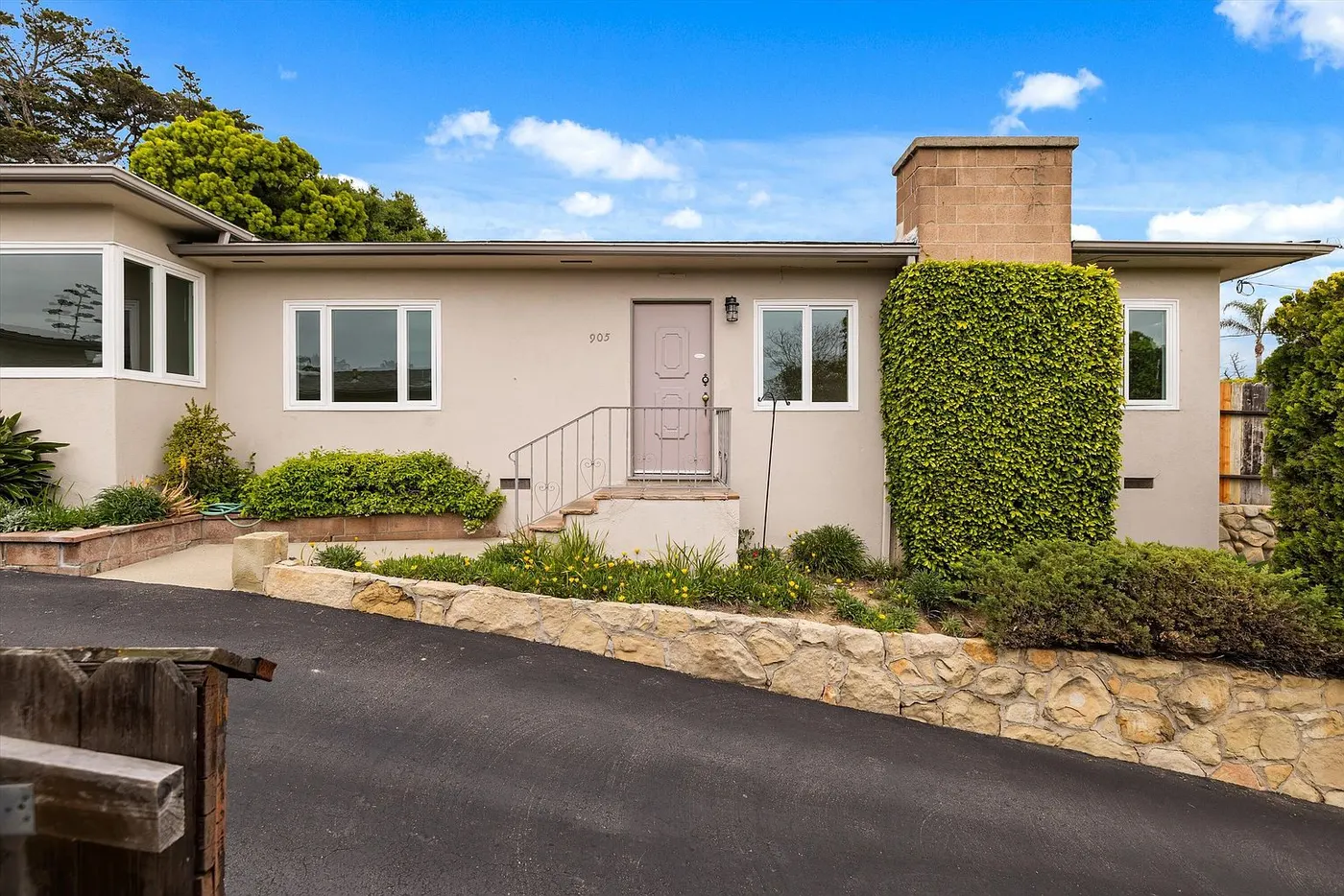 901-905 Garcia Rd, Santa Barbara — 4-unit Multifamily