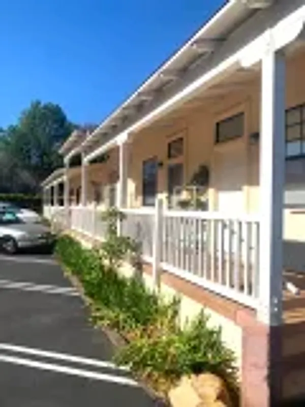 4455 Hollister Ave, Santa Barbara — 11-unit Multifamily
