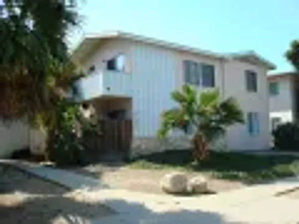 623 Kirk Ave, Ventura — 6-unit Multifamily