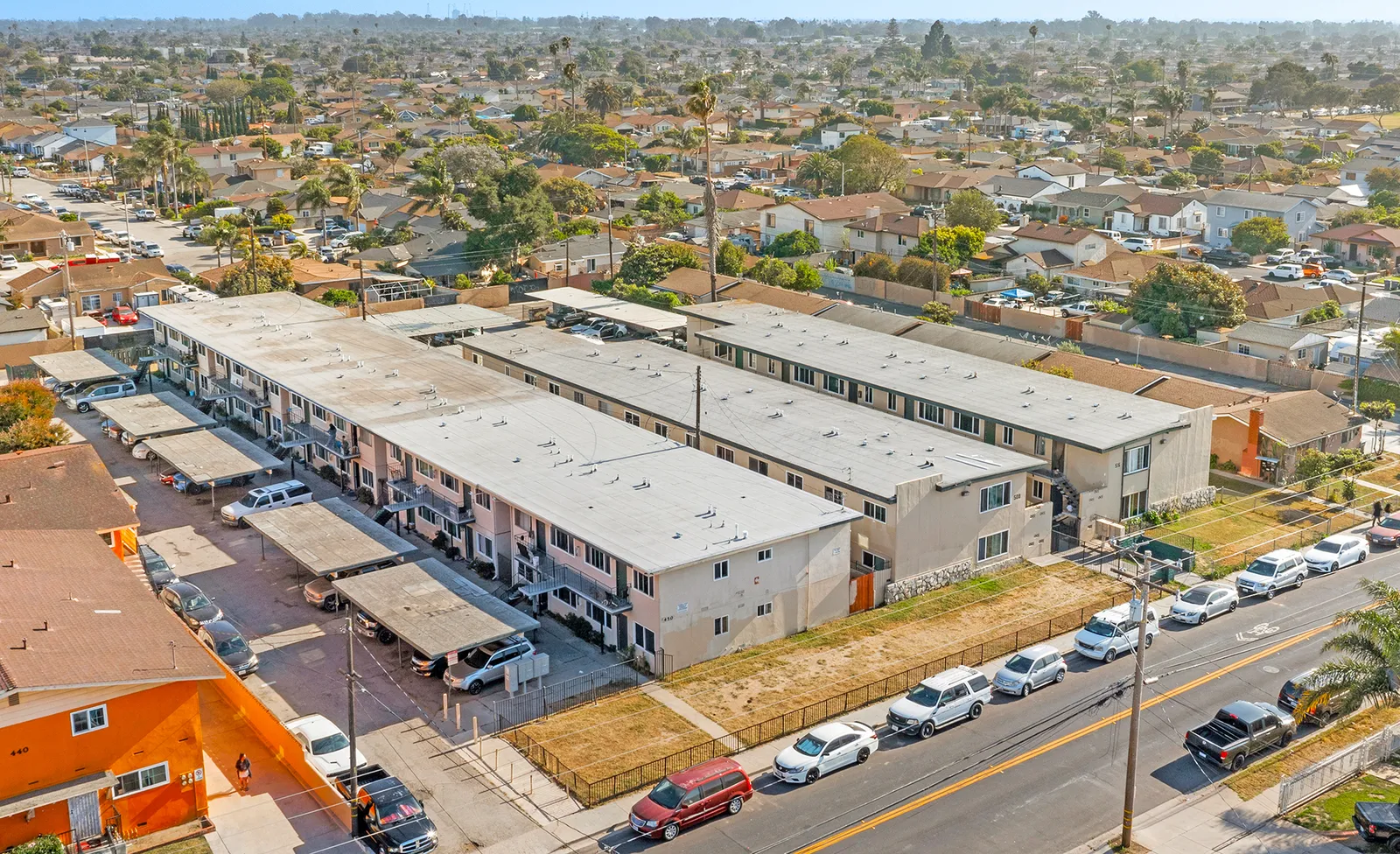 450, 508 & 516 W Hill St, Oxnard — 48-unit Multifamily