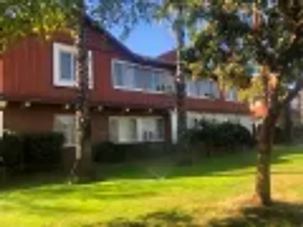 11966-11974 Moorpark St, Studio City — 20-unit Multifamily
