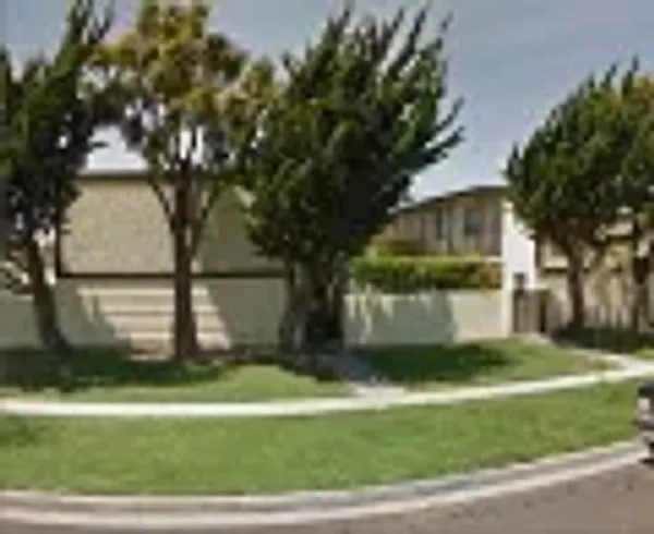 709 - 713 N E St, Lompoc — 12-unit Multifamily