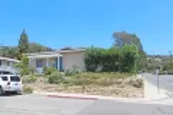 802-808 N Voluntario St, Santa Barbara — 4-unit Multifamily