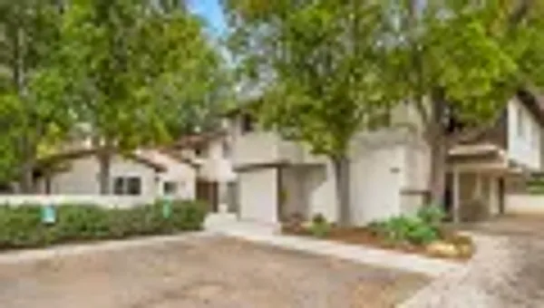 930 Philinda, Santa Barbara — 4-unit Multifamily