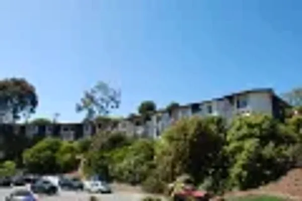 515 Red Rose Ln, Santa Barbara — 32-unit Multifamily