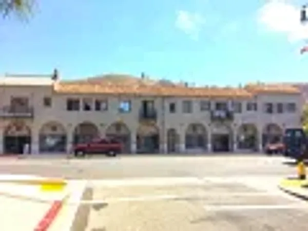 1240 Ventura Ave, Ventura — 39-unit Multifamily