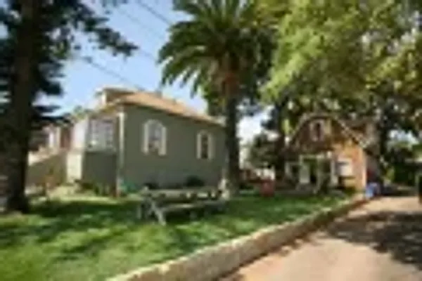 412 -414 W Sola St B, Santa Barbara — 3-unit Multifamily